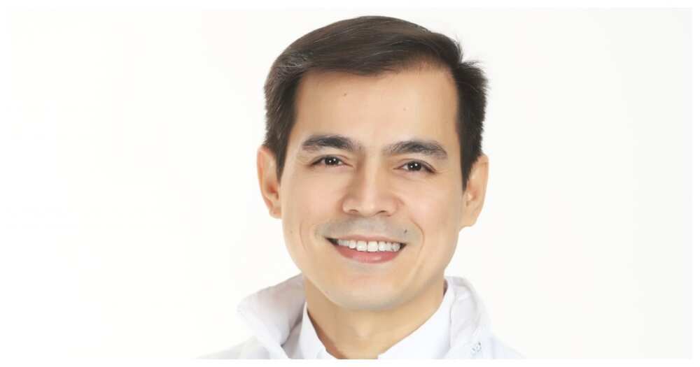 Kuya Kim, pinakita ang tulugan ni Yorme sa hallway ng kanyang opisina