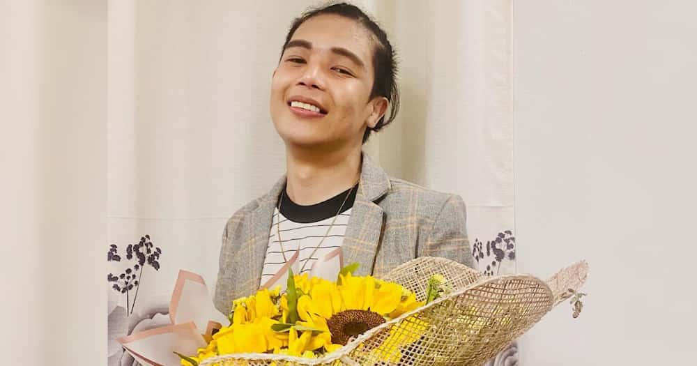 Xander Arizala, may prangkang mensahe sa gumawa ng edited pic kung saan tila nakahiga siya sa kabaong Xander Arizala, may prangkang mensahe sa gumawa ng edited pic kung saan tila nakahiga siya sa kabaong