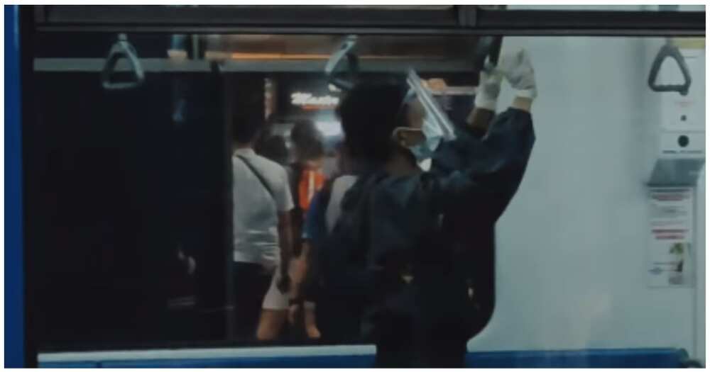 Video ng pagdi-disinfect ng ilang tauhan ng MRT3, ikinabahala ng mga netizens