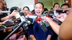 Zambales Liberal Party ditch Roxas for Poe