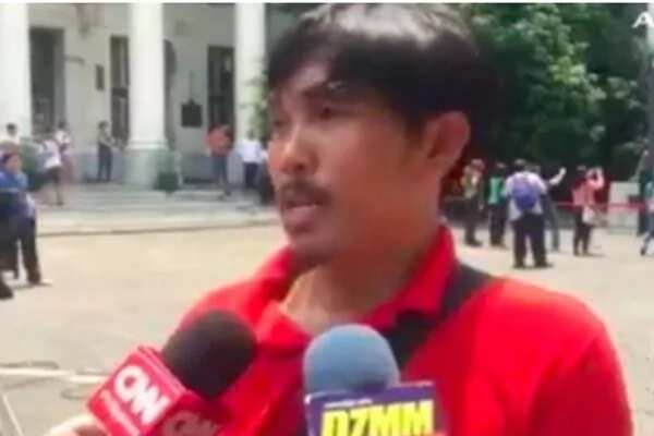 Very Inspiring! Former janitor successfully hurdles the 2016 Bar exams