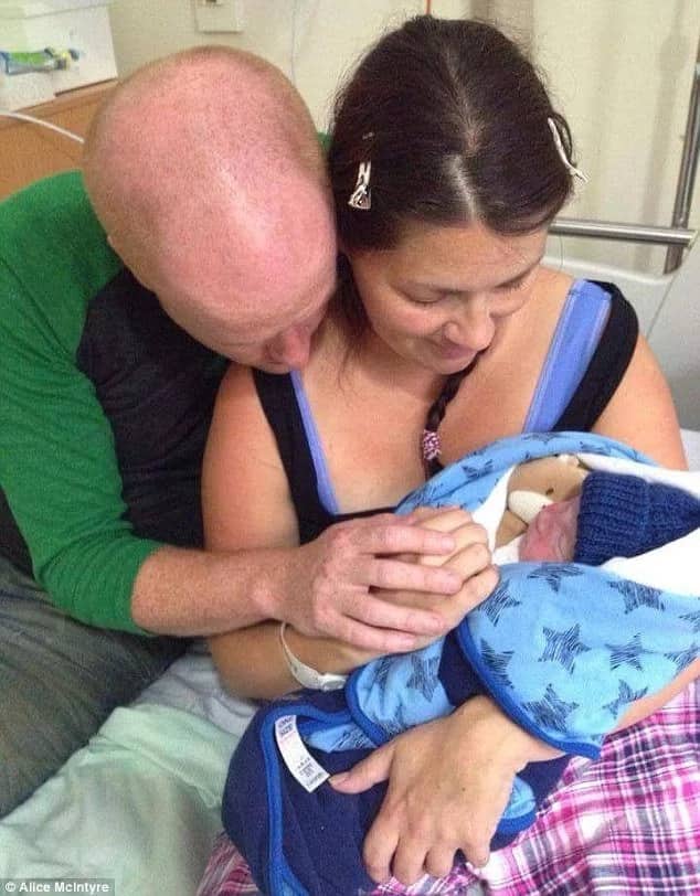 This mother kept her stillborn baby for 15 days