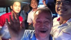 Bonggacious ni manong! Viral ang isang jeepney driver na bumigay at nakipagtawanan sa mga pasahero