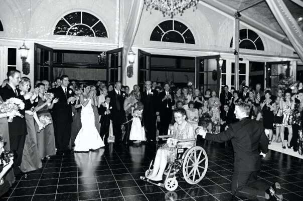 This Groom Kissed Another Woman Right In Front Of His Bride. After A Few Seconds, His Bride Was In Tears!