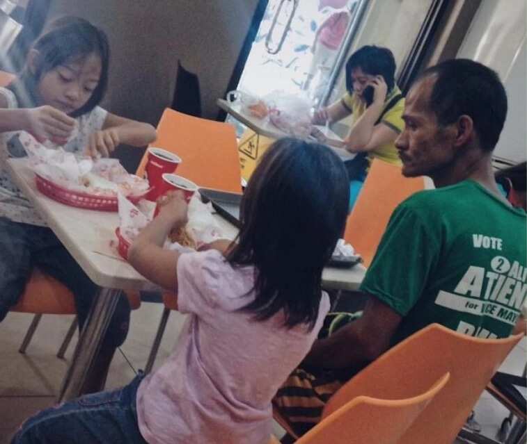 Wais kasi! Viral 'Tatay Ryan' ng Jollibee, nasabihang kuripot dahil sa labis na pagtitipid