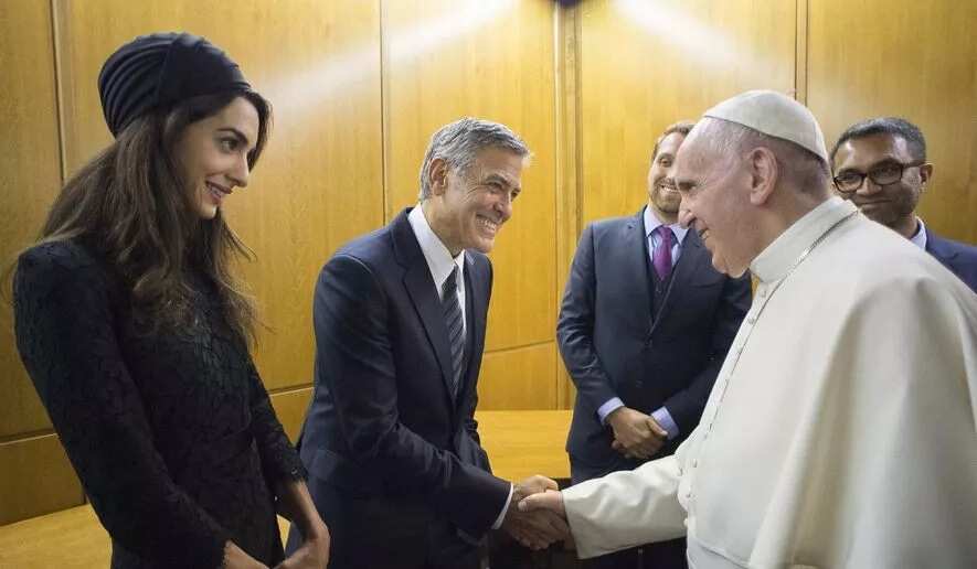 Pope Francis honors George Clooney, Richard Gere, and Salma Hayek