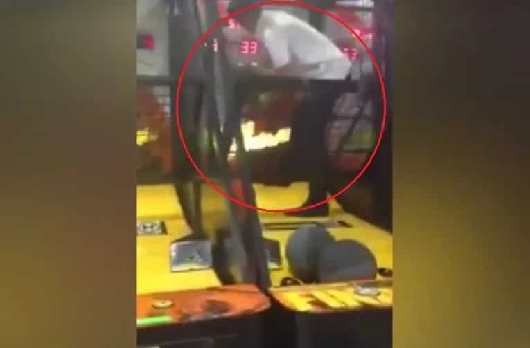 Pinoy student breaks automated basketball machine to win game