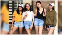 Nakakaaliw na mga larawan ng mga pretty celebrity moms at kanilang mini-mes