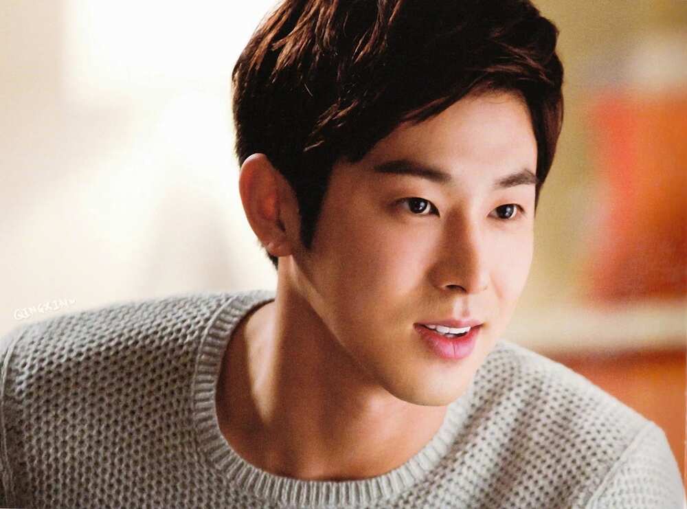 Top 10 most handsome K-Pop Idols of 2017 - These gorgeous heartthrobs are serenading all the ladies in the world. Top 10 most handsome K-Pop Idols of 2017 - These gorgeous heartthrobs are serenading all the ladies in the world.