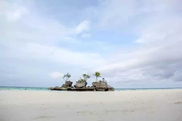 Explainer: What are the Dos and Don'ts in the new Boracay?