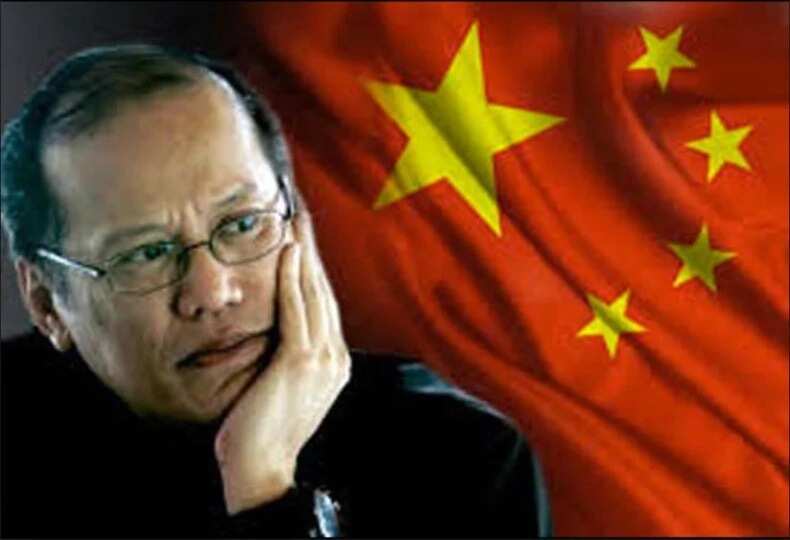President Aquino: giving up claims over disputed islands is political suicide