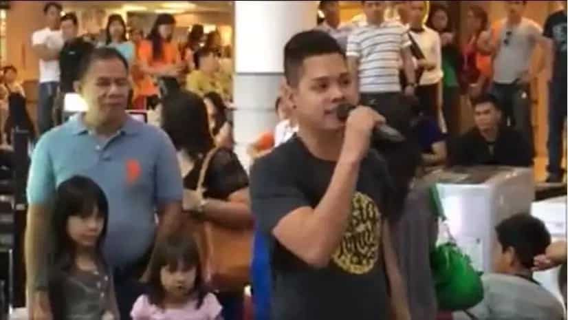 Pinoy “The Prayer” videoke performance video went viral after a netizen uploaded his video