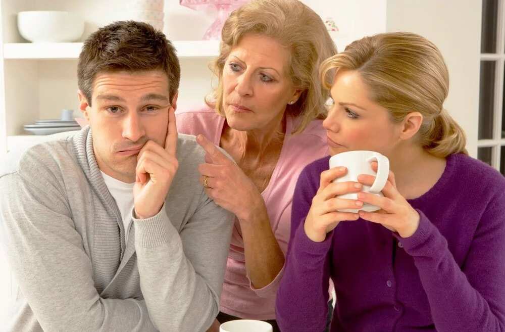 8 Signs that your man's parents are really into you