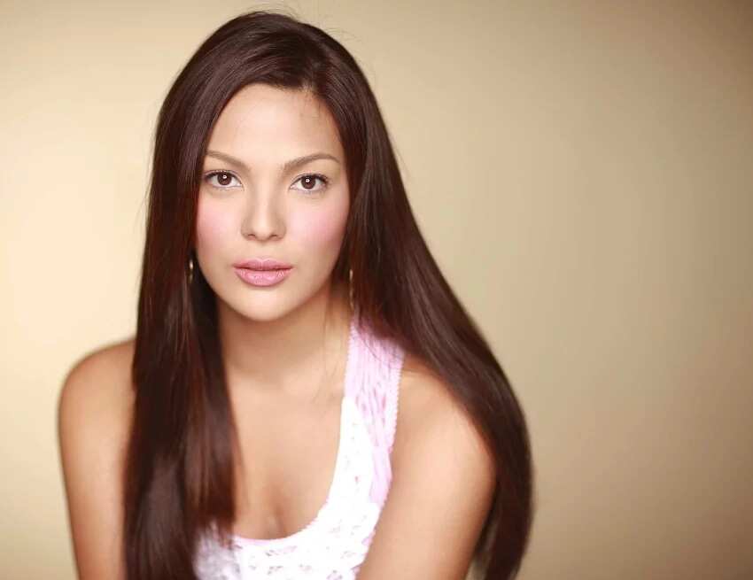 KC Concepcion & Her Jewelry Collection: To-Die-For Hermes Watch, Pearl Earrings and Elegant Rings!