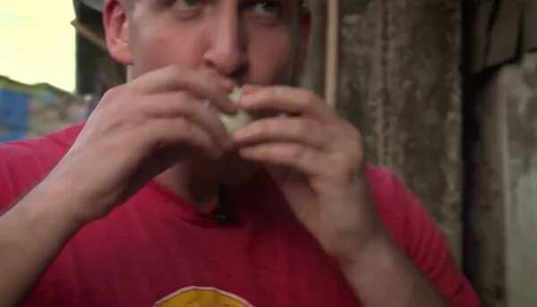 White dude tries out local delicacy balut and here’s what he had to say about it
