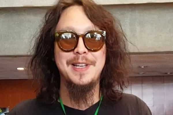 Baron Geisler gets lambasted by netizens for his photo