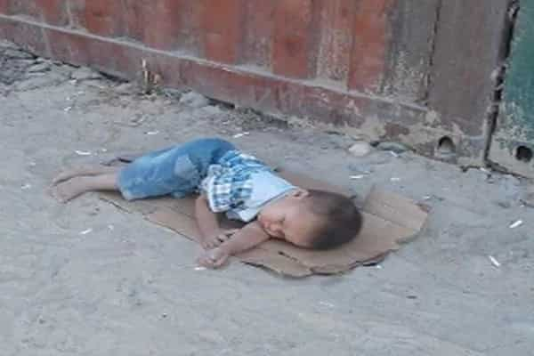 The story of a child from Kyrgyzstan sleeping on the street went viral