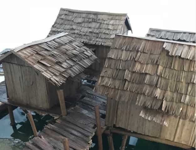 Talentado talaga! Architecture student, kamangha-mangha ang mga miniature Badjao houses na para talagang totoo