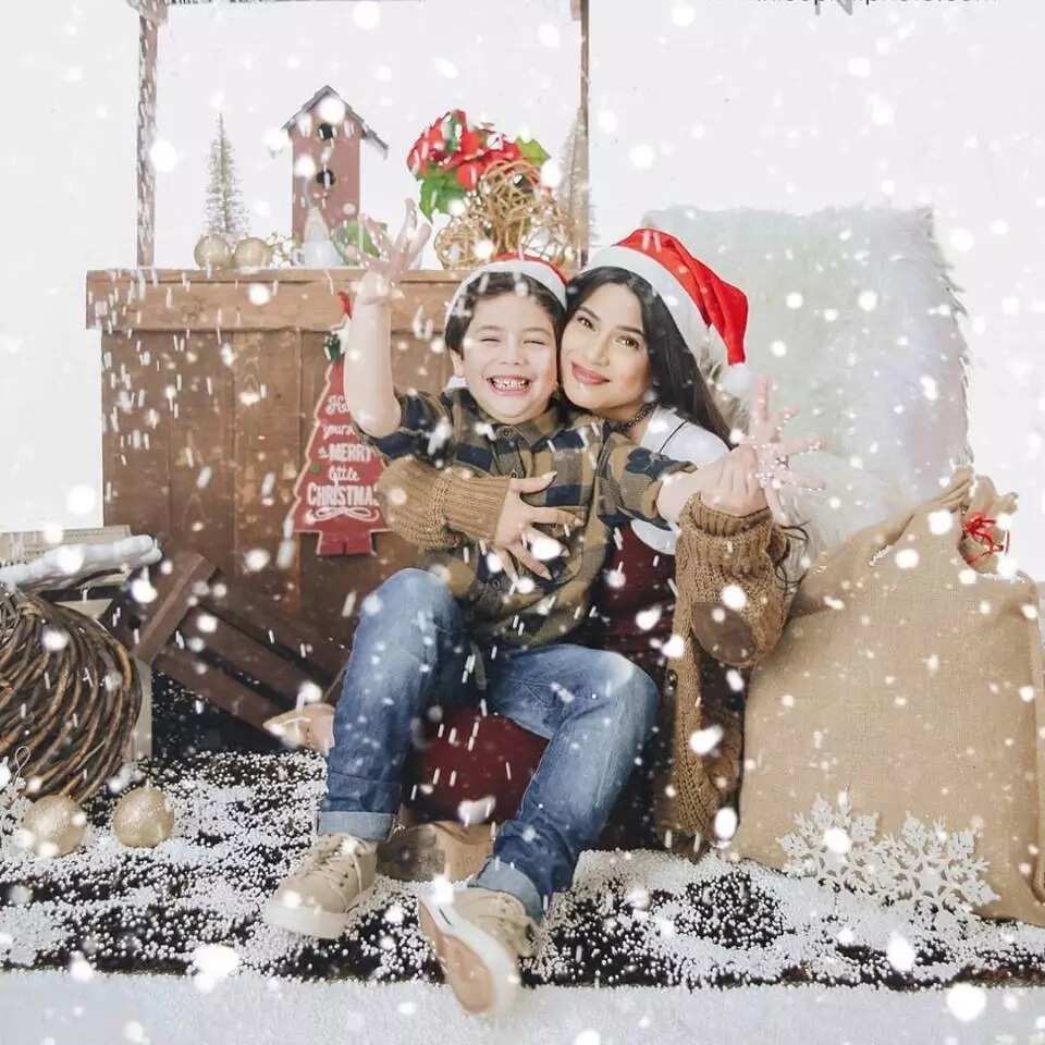 Ang ganda naman! Celebrities and their beautiful Christmas themed photoshoot