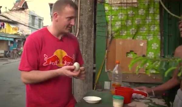 White dude tries out local delicacy balut and here’s what he had to say about it