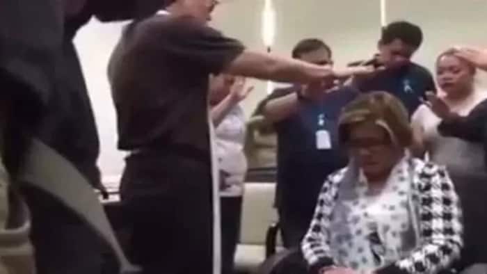 Emotional video of Leila de Lima being prayed over by priest, supporters before her arrest goes viral