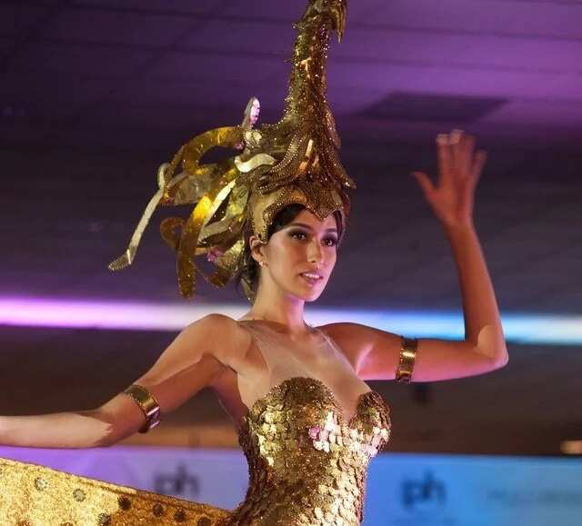 Rachel Peters is sarimanok in national costume for Miss Universe
