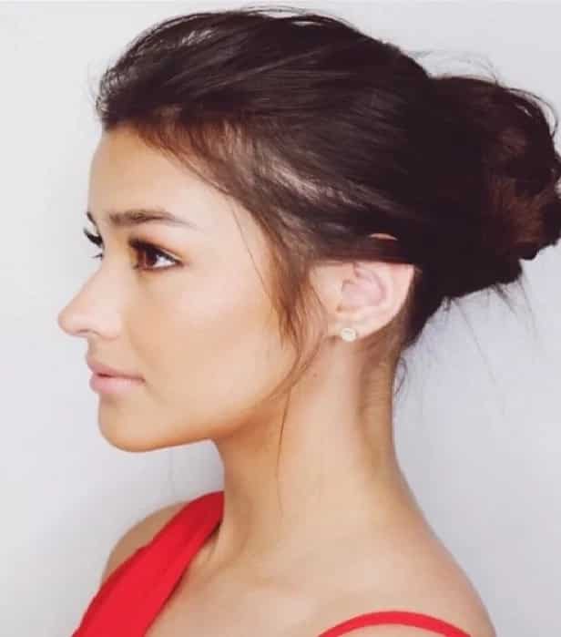 Striking solo photos of the prettiest face in the Philippine entertainment industry today. Liza Soberano's top 5 most liked pictures on Instagram.