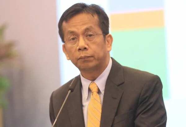 PCC stops Globe, PLDT buyout