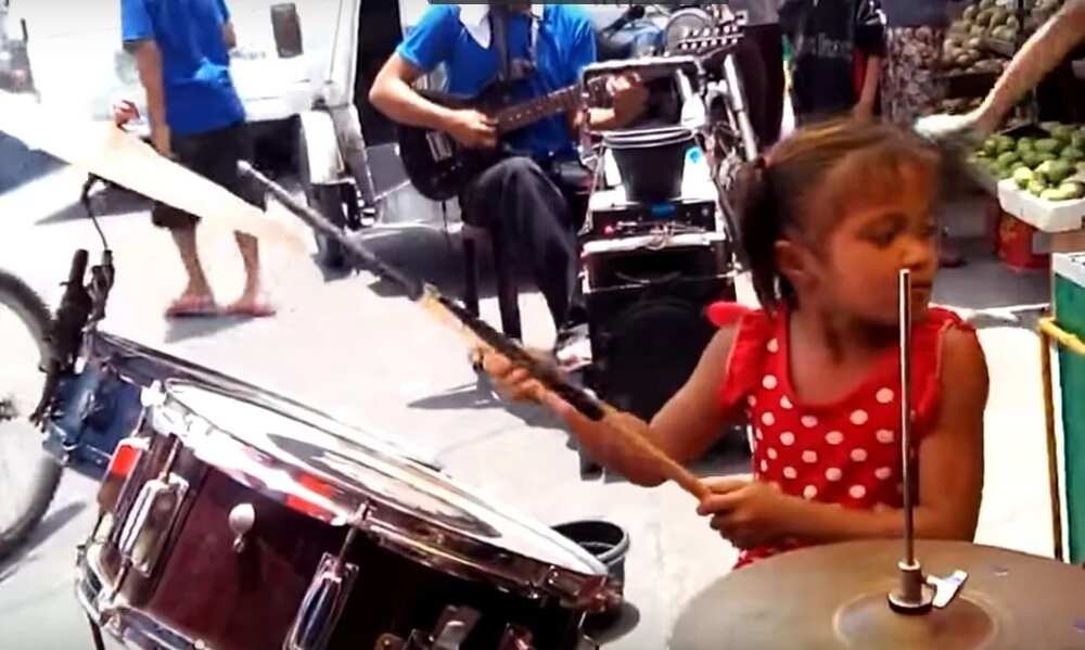 This Is Inspiring Young Pinay Shows Off Impressive Talent In Viral