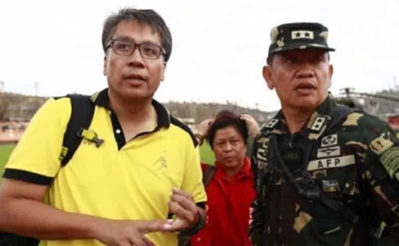 Mar Gets Support Of 2 Visayas Mayors On Yolanda Rehab