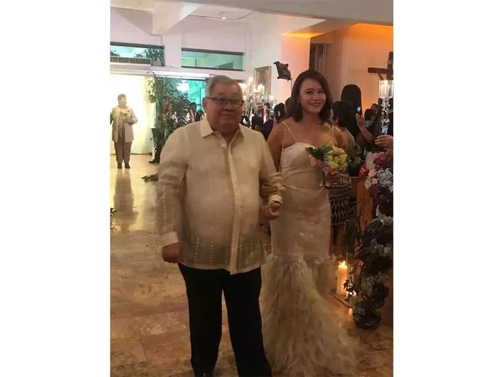 Bongga ang gift! Ai-Ai delas Alas' elegant wedding gown is a gift from Marian Rivera