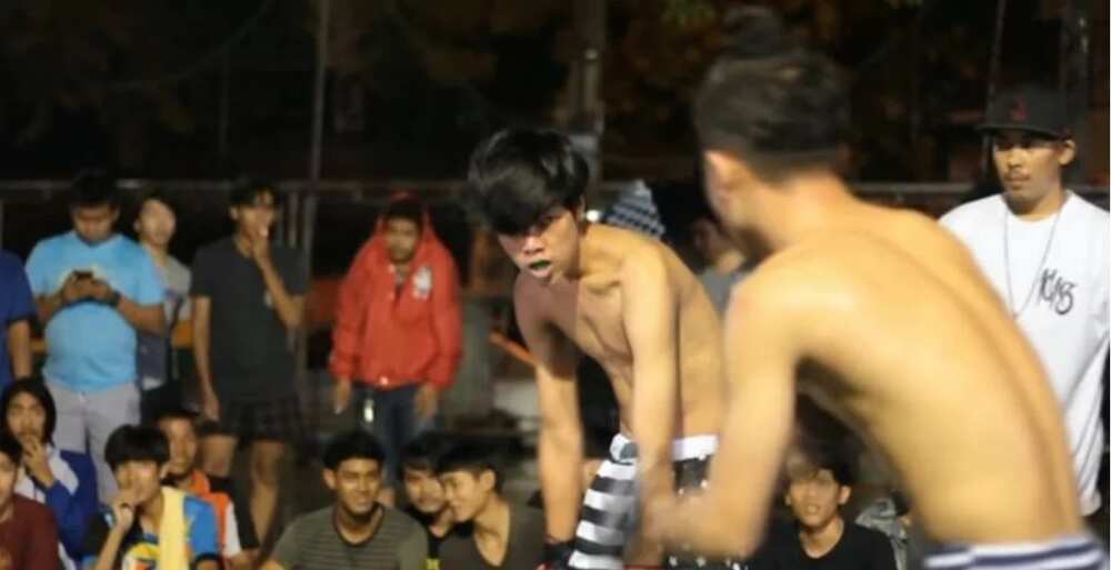 Brutal street fights in Thailand similar to Fight Club