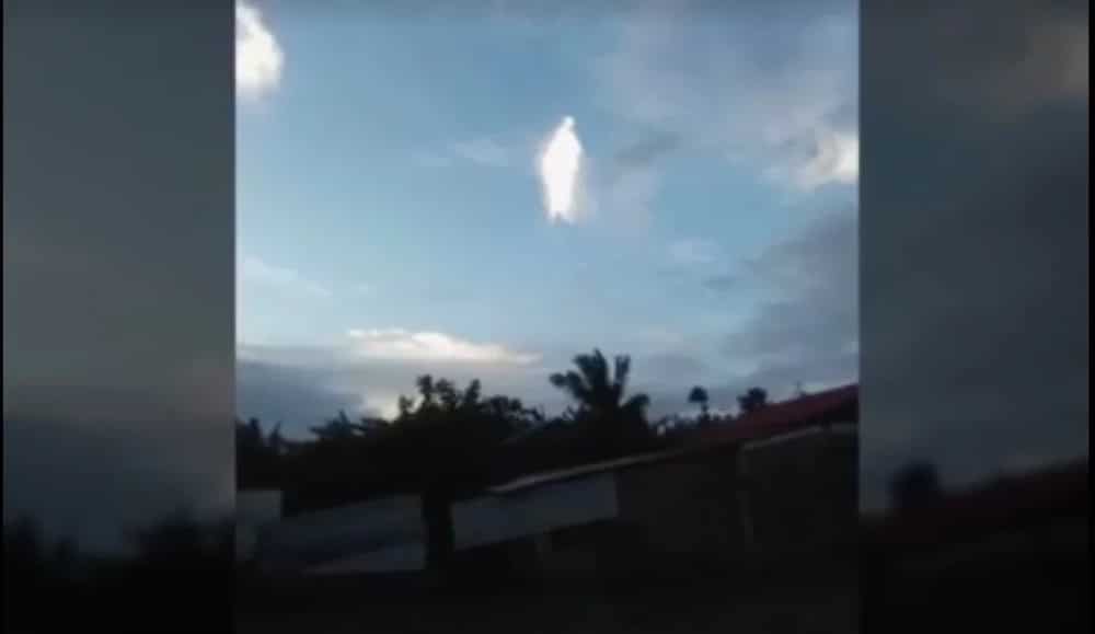 Surprised netizen shares video of Jesus in the sky