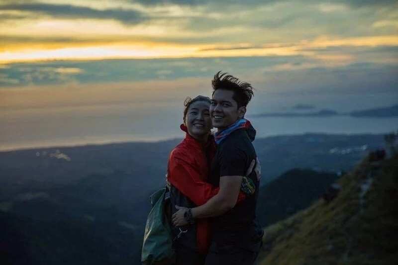 Have You Seen Carlo Aquino’s Better Half in Real Life? Look at Their Sweet Moments Together!