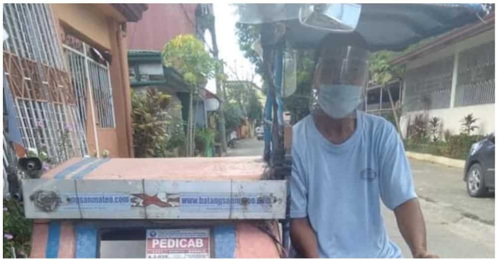 Pedicab driver, hinangaan dahil free mask at face shield para sa kanyang mga pasahero Pedicab driver, hinangaan dahil free mask at face shield para sa kanyang mga pasahero