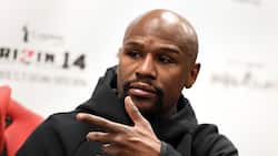 Floyd Mayweather insults Manny Pacquiao’s career after attending his fight