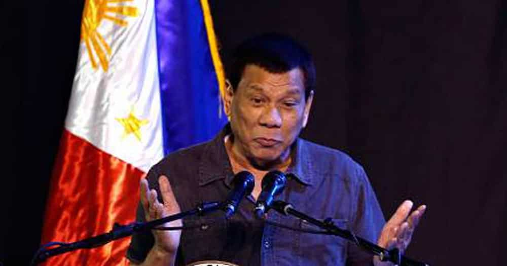 SONA ni Pres. Duterte, napuno ng palakpakan, pagpakumbaba at tawanan: “Hindi bale, ma’am, mahal pa rin kita”