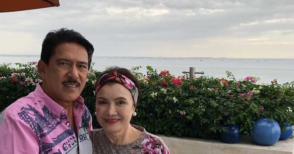 Sen. Tito Sotto at Helen Gamboa, nagtanan pala noon; nagbigay ng tips para sa mga mag-asawa Sen. Tito Sotto at Helen Gamboa, nagtanan pala noon; nagbigay ng tips para sa mga mag-asawa