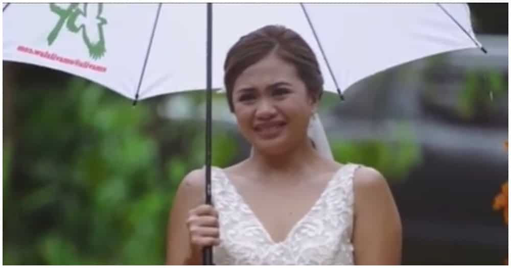 Wedding video ng emosyonal na bride at groom na 'di patinag sa ulan, viral