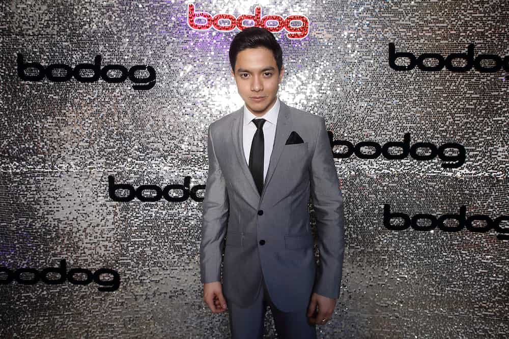 pinoy men pinoy men