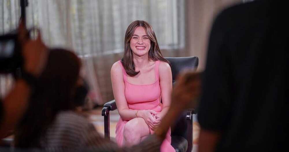 Photo ni Bea Alonzo na bitbit ang LV luggage niya, viral Photo ni Bea Alonzo na bitbit ang LV luggage niya, viral