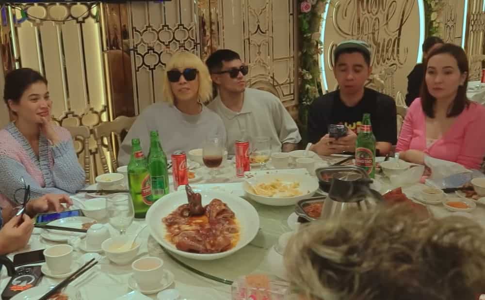 Vice Ganda, pinasilip ang masayang bonding ng Showtime family sa Hong Kong Vice Ganda, pinasilip ang masayang bonding ng Showtime family sa Hong Kong