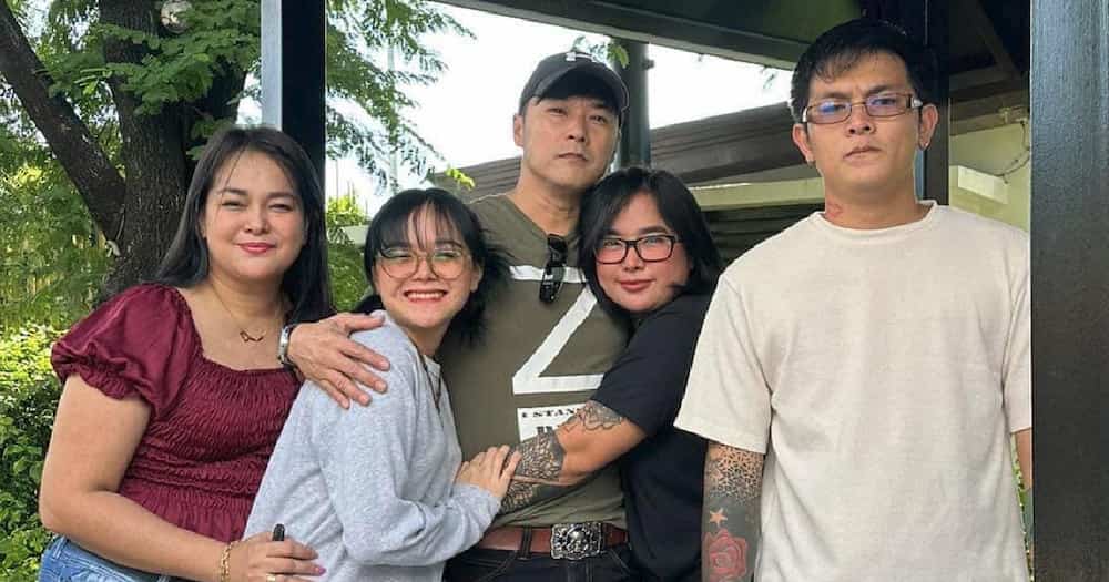 Alyssa Alvarez, nag-post ng kanilang family picture: "Nagmamahalan naman ang pamilya"