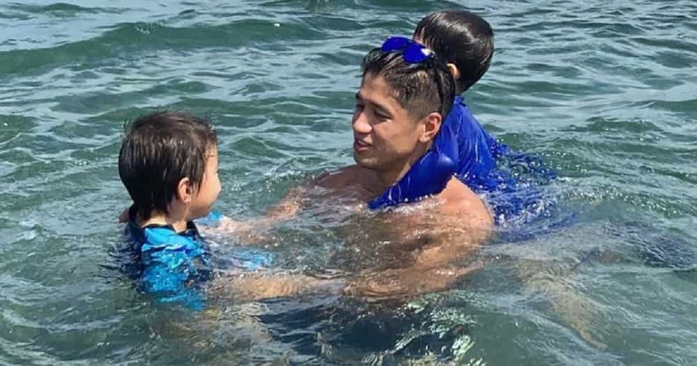Aljur Abrenica goes to the beach with sons Alas and Axl: “Seas the day” (@ajabrenica)