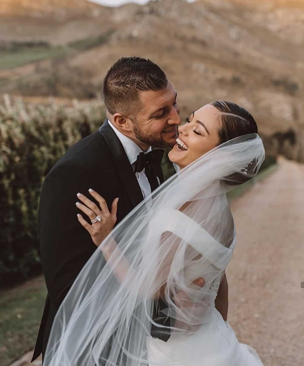 Tim Tebow - Wife, Stats & Facts