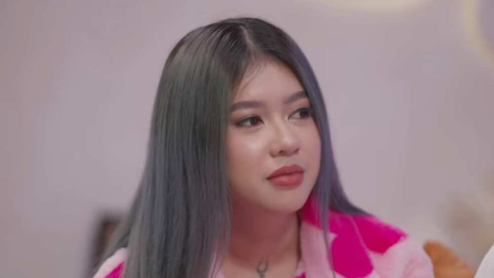 Paye Galang, sinabing ang ina ang unang nam-bully sa kanya dahil sa binigay nitong pangalan Paye Galang, sinabing ang ina ang unang nam-bully sa kanya dahil sa binigay nitong pangalan