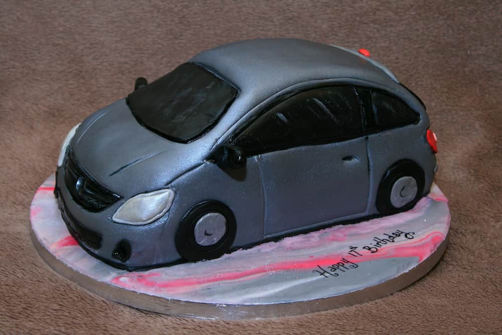 Cartoon cake design Cartoon cake design