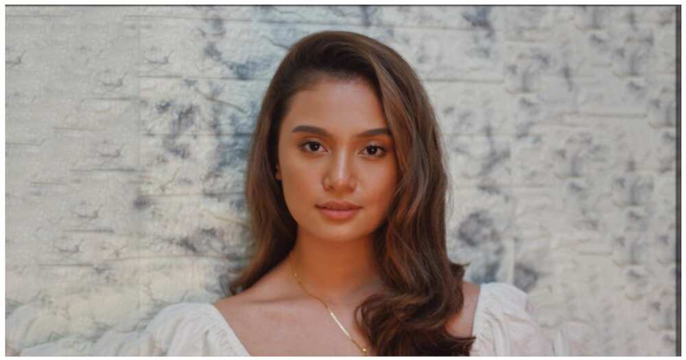 Klea Pineda @kleapineda Klea Pineda @kleapineda
