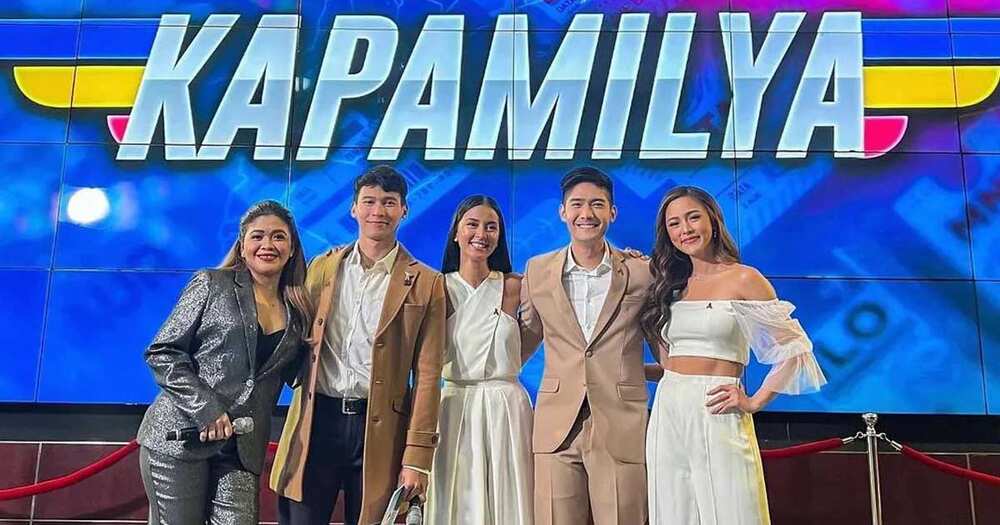 Photo ng group hug ng tinaguriang Pamilya ni Kuya sa Pinoy Big Brother, usap-usapan