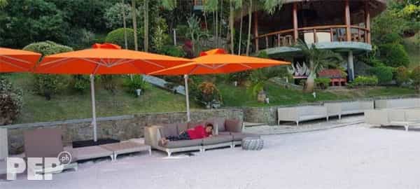 Sobrang yaman talaga! Willie Revillame, bumili ng mala-Amanpulo beach resort sa Puerto Galera
